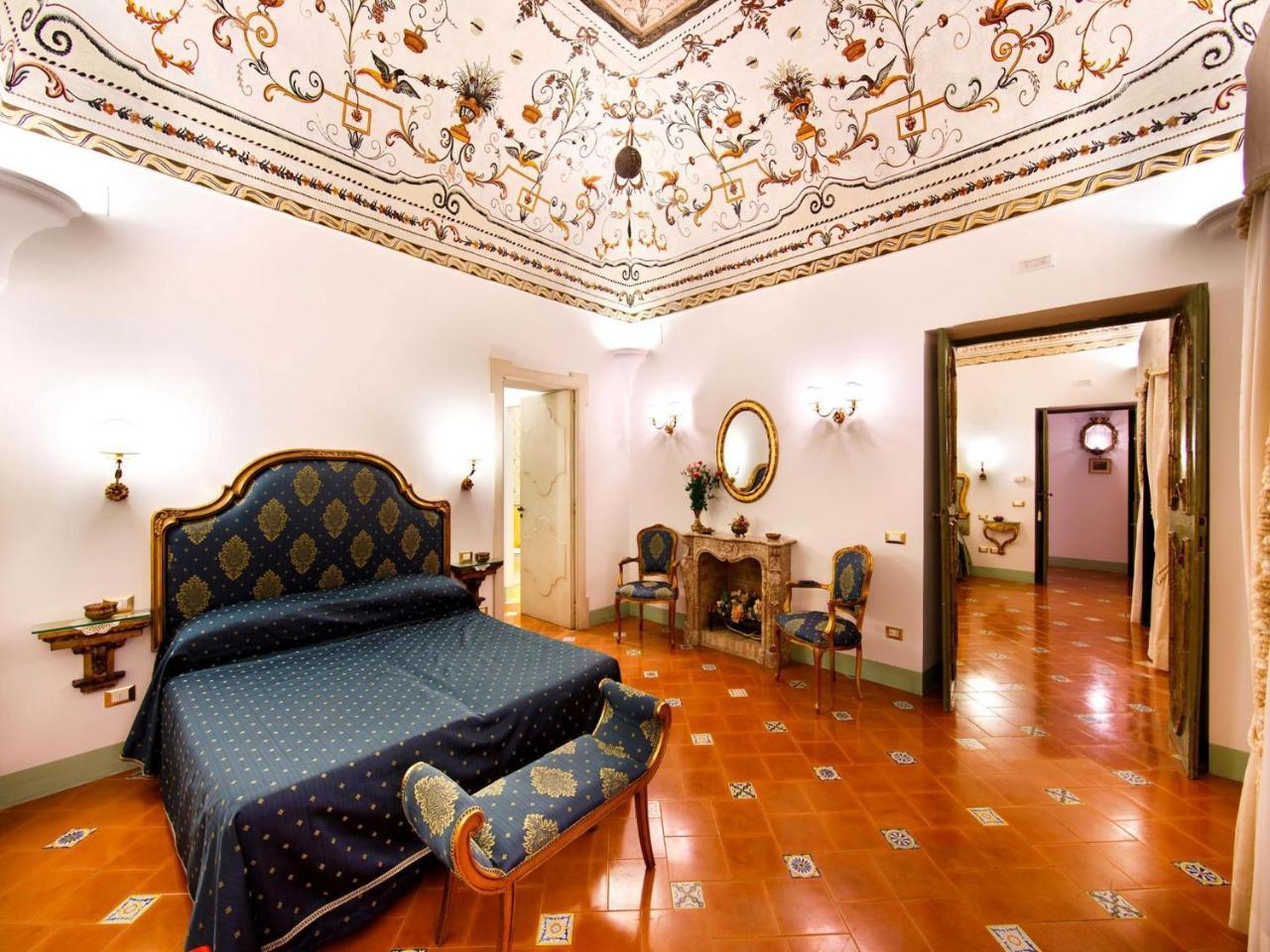 Villa Dei Fisici Positano Room photo